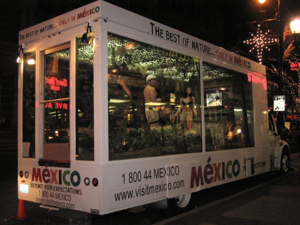 Visit Mexico Promobus